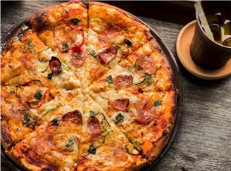 Prosciutto pizza